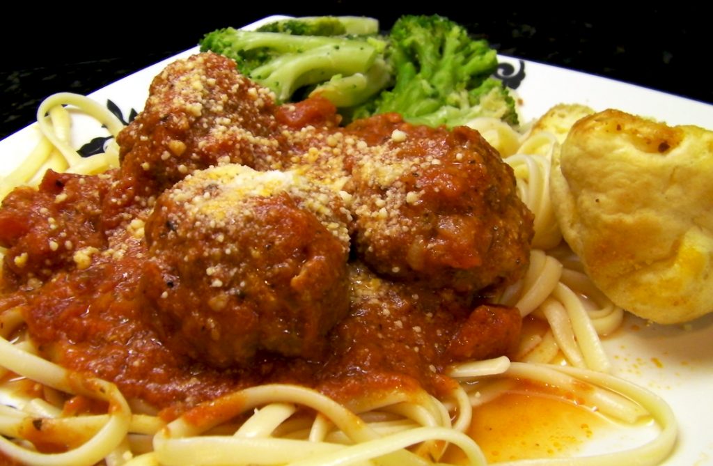 Linguini and Turkey Meatballs